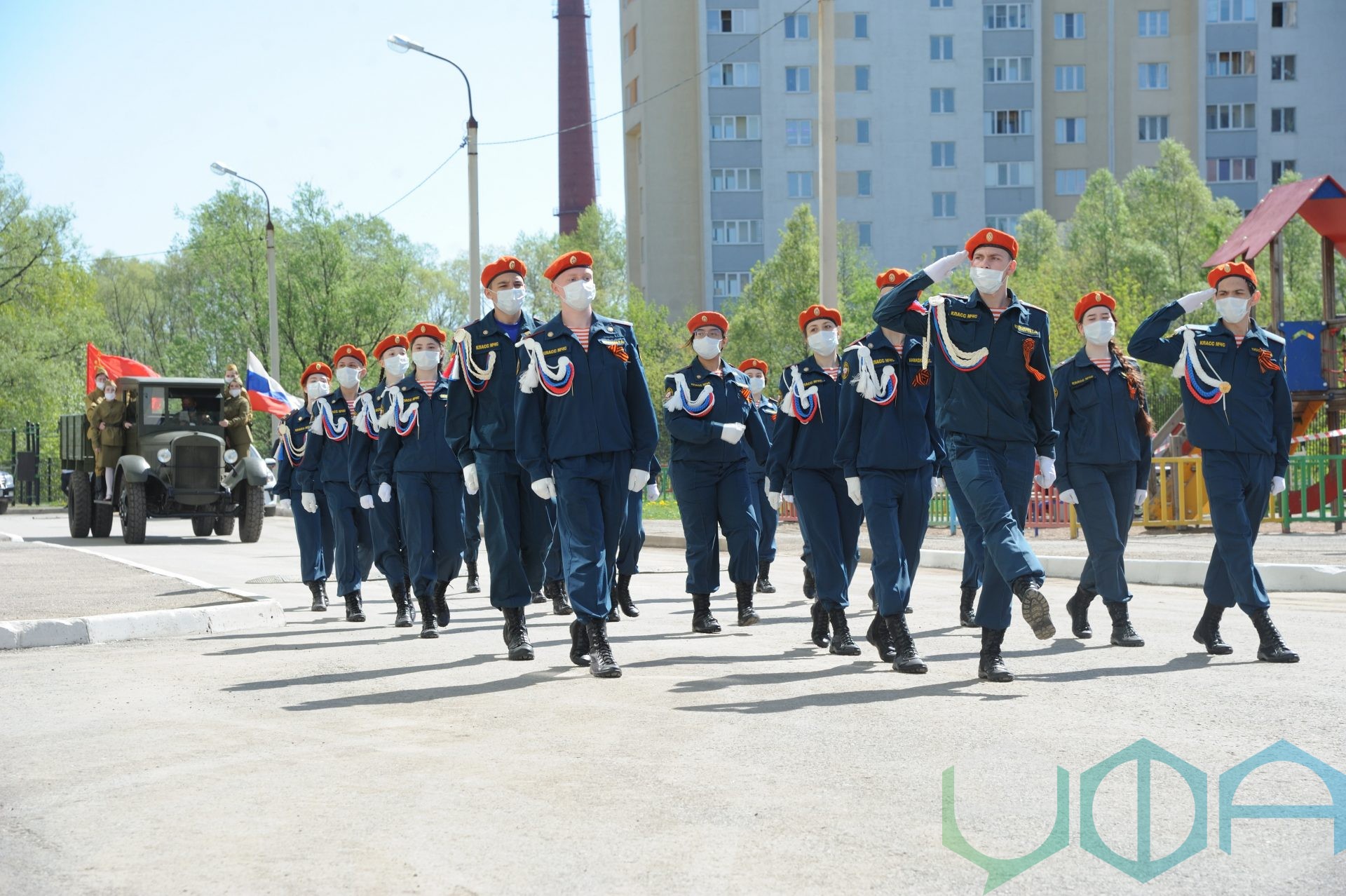 В Уфе для ветерана провели персональный парад | Официальный сайт МБУ  Издательский дом Уфа