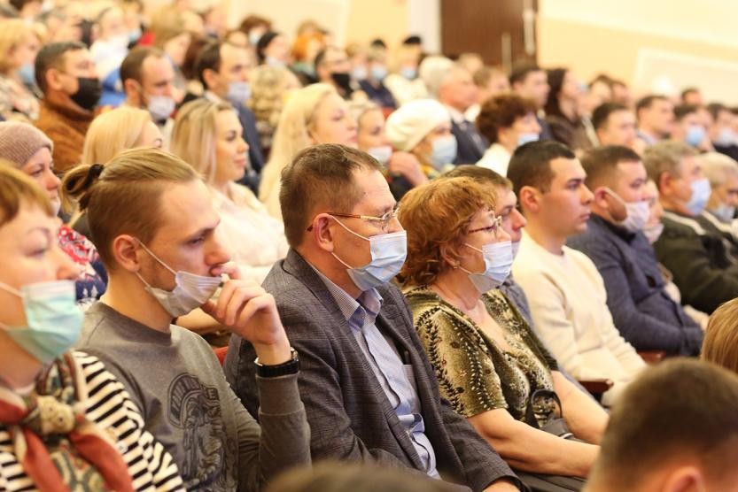 Ратмир Мавлиев встретился с жителями Демского района Уфы